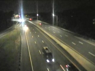 Traffic Cam CAM 93 Wethersfield I-91 SB Exit 25S - Rt. 3 (Maple St.) - Southbound
