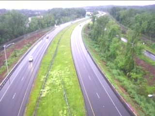 Traffic Cam CAM 157 Cromwell RT 9 MEDIAN Between Exits 19 & 16 - Rt. 99 (Main St.)