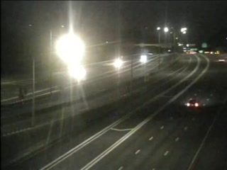 Traffic Cam CAM 72 Windsor I-91 SB Exit 37 - Rt. 305 (Bloomfield Ave.) - Southbound