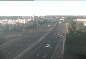 Traffic Cam CAM 70 West Haven I-95 NB S/O Exit 42 - Allings Crossing Rd.