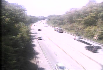 Traffic Cam CAM 160 Clinton I-95 NB S/O Exit 64 - S/O Chapman Mill Pond Rd. - Northbound