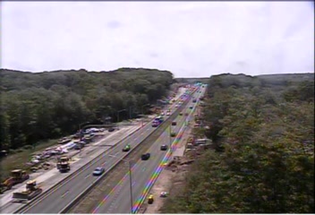 Traffic Cam CAM 193 East Lyme I-95 SB Exit 75 - Rt. 1 (Boston Post Rd.) - Southbound
